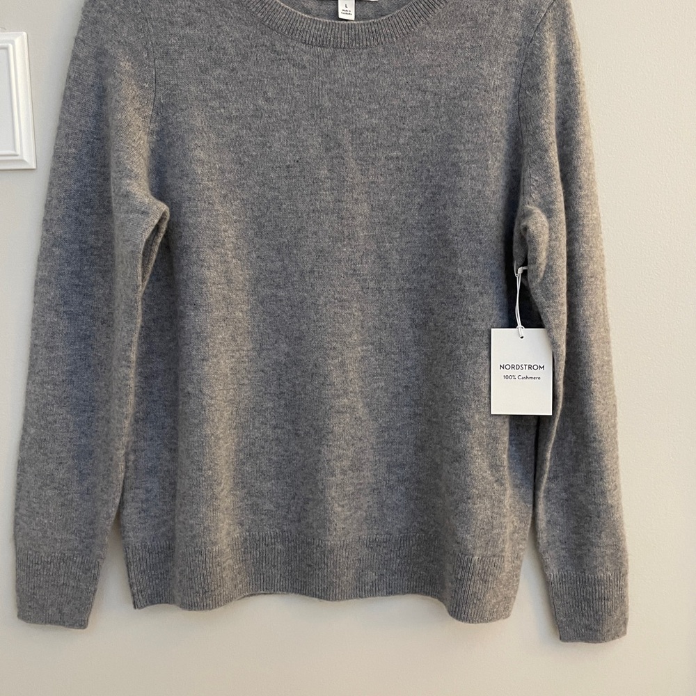 Nordstrom NWT Gray Crew Neck Sweater